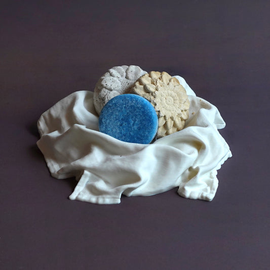 Designerschale "Cloth Bowl" | Made in Switzerland | Bio-Plastik | Stilvolles Design | Originelles Schreibtisch-Accessoire